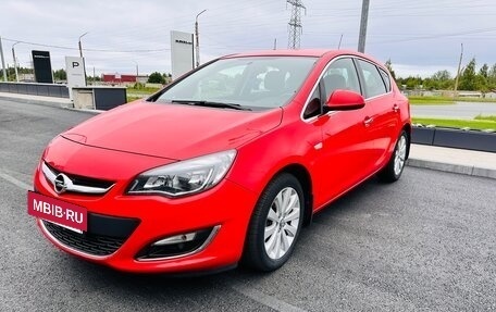 Opel Astra J, 2013 год, 1 430 000 рублей, 3 фотография