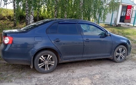 Volkswagen Jetta VI, 2010 год, 650 000 рублей, 5 фотография