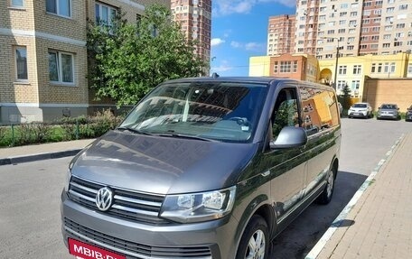 Volkswagen Caravelle T6 рестайлинг, 2018 год, 3 065 000 рублей, 3 фотография