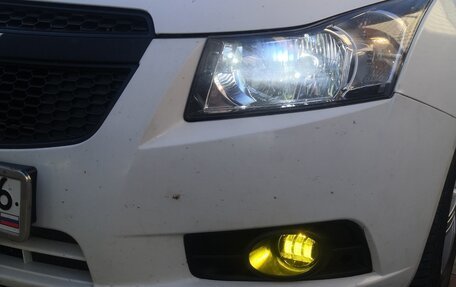 Chevrolet Cruze II, 2012 год, 900 000 рублей, 18 фотография