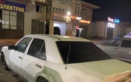 Mercedes-Benz W124, 1989 год, 190 000 рублей, 2 фотография