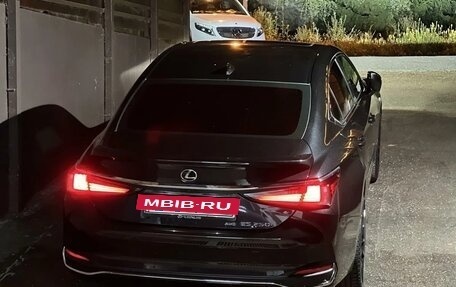 Lexus ES VII, 2022 год, 4 040 000 рублей, 7 фотография