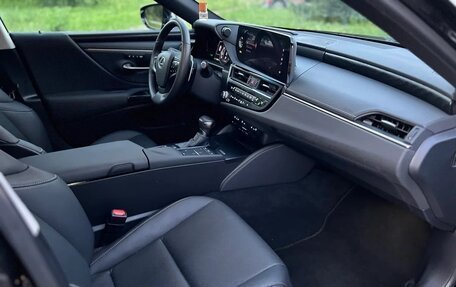 Lexus ES VII, 2022 год, 4 040 000 рублей, 15 фотография