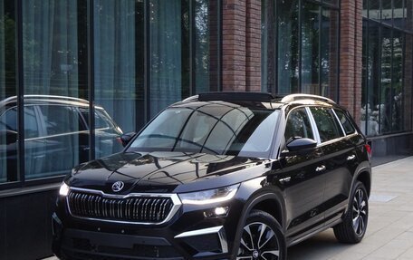 Skoda Kodiaq I, 2023 год, 4 200 000 рублей, 2 фотография