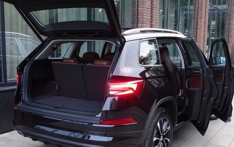 Skoda Kodiaq I, 2023 год, 4 200 000 рублей, 10 фотография