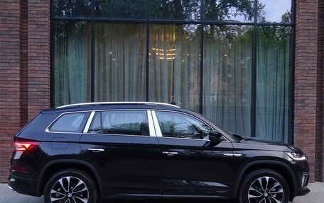Skoda Kodiaq I, 2023 год, 4 200 000 рублей, 12 фотография