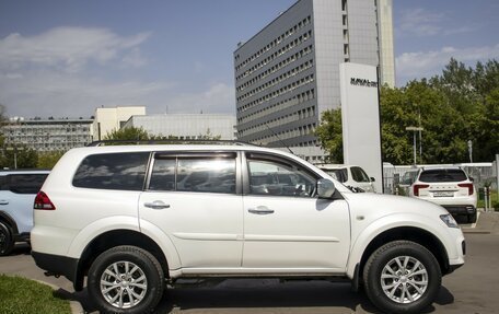 Mitsubishi Pajero Sport II рестайлинг, 2014 год, 1 480 000 рублей, 4 фотография
