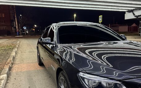 BMW 7 серия, 2015 год, 2 450 000 рублей, 2 фотография