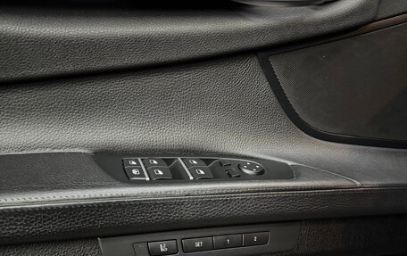 BMW 7 серия, 2015 год, 2 450 000 рублей, 17 фотография