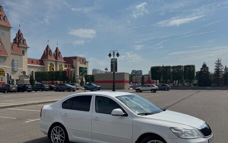 Skoda Octavia, 2011 год, 900 000 рублей, 2 фотография