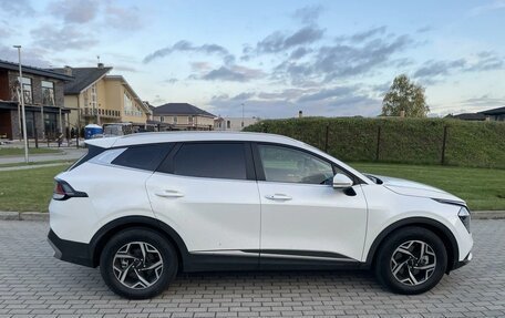KIA Sportage IV рестайлинг, 2022 год, 2 640 000 рублей, 5 фотография