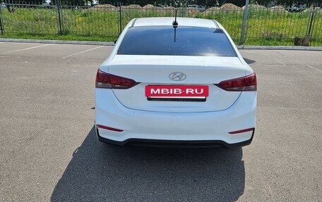 Hyundai Solaris II рестайлинг, 2017 год, 950 000 рублей, 12 фотография