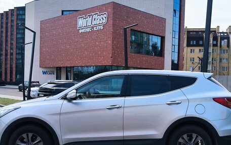 Hyundai Santa Fe III рестайлинг, 2013 год, 1 360 000 рублей, 2 фотография