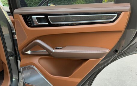 Porsche Cayenne III, 2019 год, 12 900 000 рублей, 28 фотография