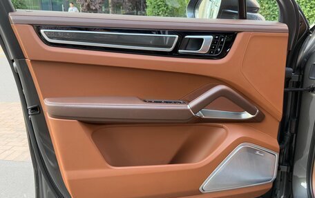 Porsche Cayenne III, 2019 год, 12 900 000 рублей, 16 фотография