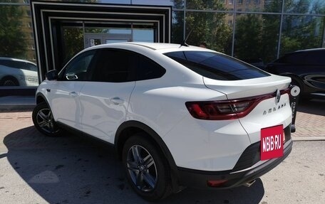 Renault Arkana I, 2021 год, 1 720 000 рублей, 5 фотография