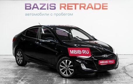 Hyundai Solaris II рестайлинг, 2013 год, 900 000 рублей, 4 фотография