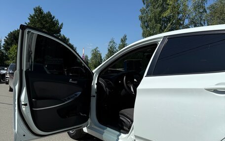 Hyundai Solaris II рестайлинг, 2012 год, 900 000 рублей, 12 фотография