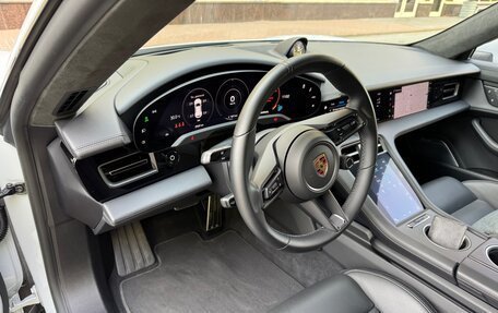 Porsche Taycan I, 2022 год, 13 900 000 рублей, 9 фотография