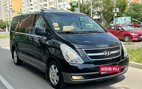 Hyundai Grand Starex Grand Starex I рестайлинг 2, 2010 год, 1 280 000 рублей, 4 фотография