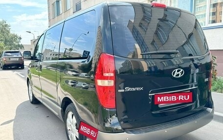 Hyundai Grand Starex Grand Starex I рестайлинг 2, 2010 год, 1 280 000 рублей, 3 фотография