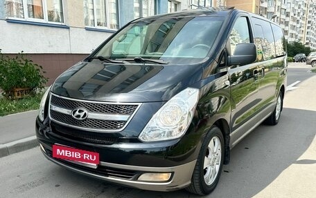 Hyundai Grand Starex Grand Starex I рестайлинг 2, 2010 год, 1 280 000 рублей, 2 фотография