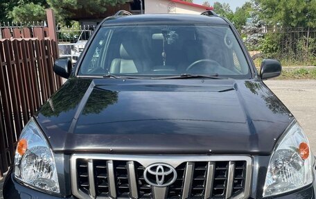 Toyota Land Cruiser Prado 120 рестайлинг, 2008 год, 2 285 000 рублей, 1 фотография