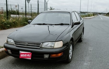 Toyota Corona IX (T190), 1993 год, 300 000 рублей, 1 фотография