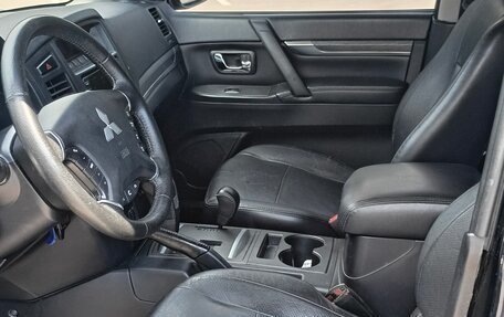Mitsubishi Pajero IV, 2010 год, 1 560 000 рублей, 9 фотография