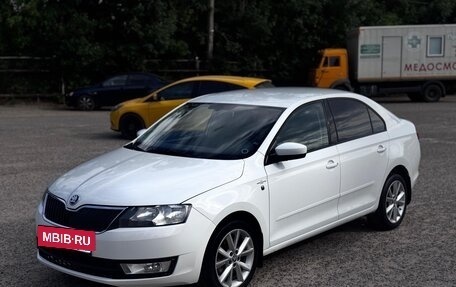 Skoda Rapid I, 2015 год, 915 000 рублей, 2 фотография