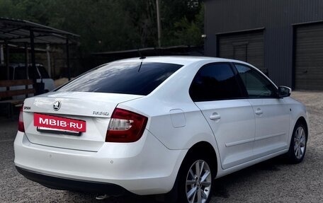 Skoda Rapid I, 2015 год, 915 000 рублей, 7 фотография
