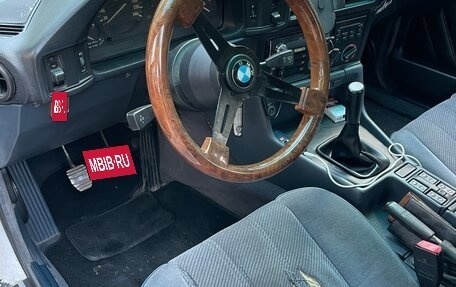 BMW 5 серия, 1990 год, 600 000 рублей, 8 фотография