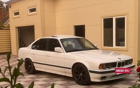 BMW 5 серия, 1990 год, 600 000 рублей, 10 фотография