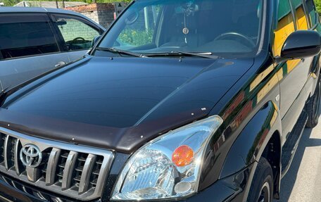 Toyota Land Cruiser Prado 120 рестайлинг, 2008 год, 2 285 000 рублей, 2 фотография