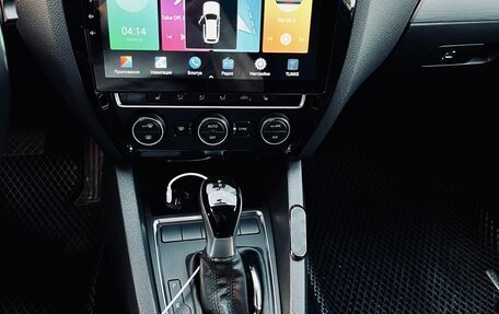 Volkswagen Jetta VI, 2018 год, 1 800 000 рублей, 20 фотография