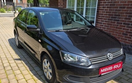 Volkswagen Polo VI (EU Market), 2012 год, 870 000 рублей, 2 фотография