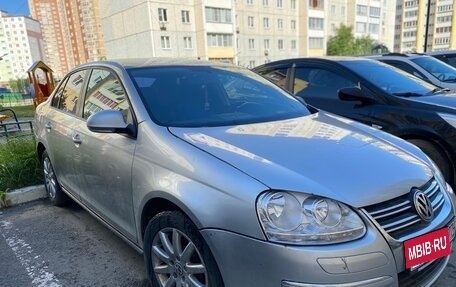 Volkswagen Jetta VI, 2007 год, 450 000 рублей, 2 фотография
