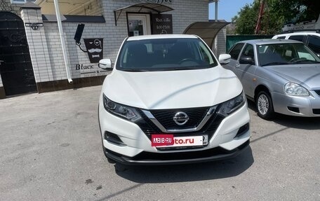Nissan Qashqai, 2020 год, 2 200 000 рублей, 2 фотография
