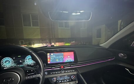 Hyundai Elantra, 2022 год, 2 225 000 рублей, 5 фотография