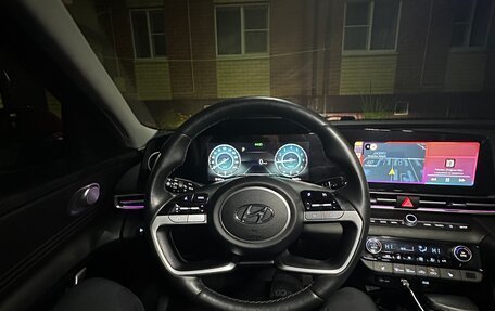 Hyundai Elantra, 2022 год, 2 225 000 рублей, 6 фотография