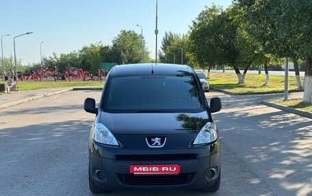 Peugeot Partner II рестайлинг 2, 2011 год, 1 050 000 рублей, 4 фотография