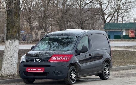Peugeot Partner II рестайлинг 2, 2011 год, 1 050 000 рублей, 32 фотография