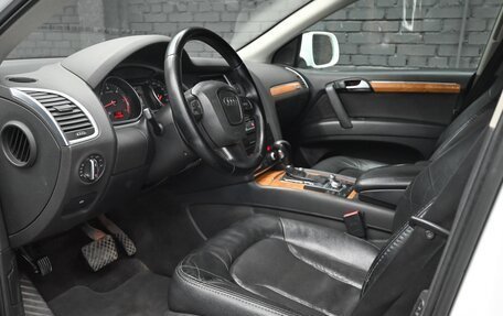 Audi Q7, 2010 год, 1 900 000 рублей, 21 фотография