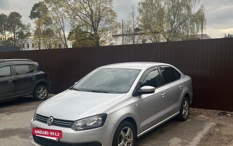 Volkswagen Polo VI (EU Market), 2011 год, 850 000 рублей, 4 фотография