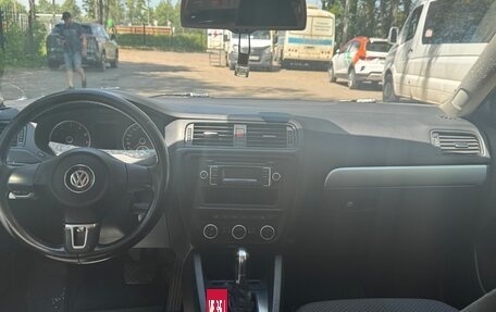 Volkswagen Jetta VI, 2012 год, 630 000 рублей, 10 фотография