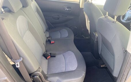 Nissan Qashqai+2 I, 2012 год, 900 000 рублей, 11 фотография