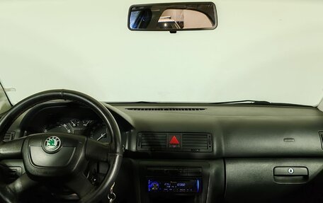 Skoda Octavia, 2010 год, 460 000 рублей, 10 фотография