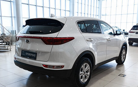 KIA Sportage IV рестайлинг, 2017 год, 1 850 000 рублей, 6 фотография