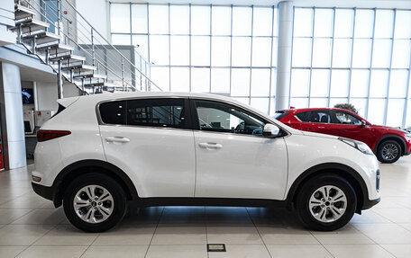 KIA Sportage IV рестайлинг, 2017 год, 1 850 000 рублей, 5 фотография