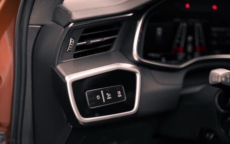 Audi RS 6, 2023 год, 17 700 000 рублей, 25 фотография